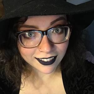 Meet your Posher, Hailie